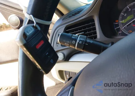 2014 Acura Ilx Hybrid 1.5L z USA, uszkodzony, nr VIN 19VDE3F79EE300331